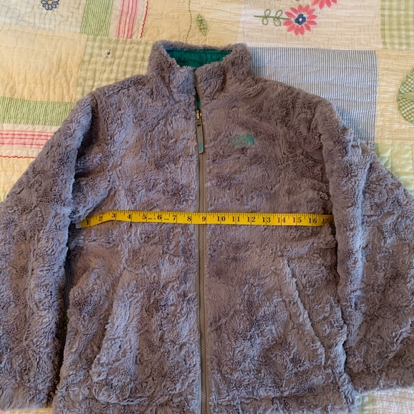 The Northface Puffer/Fleece Reversible Jacket - Picture 4 of 14